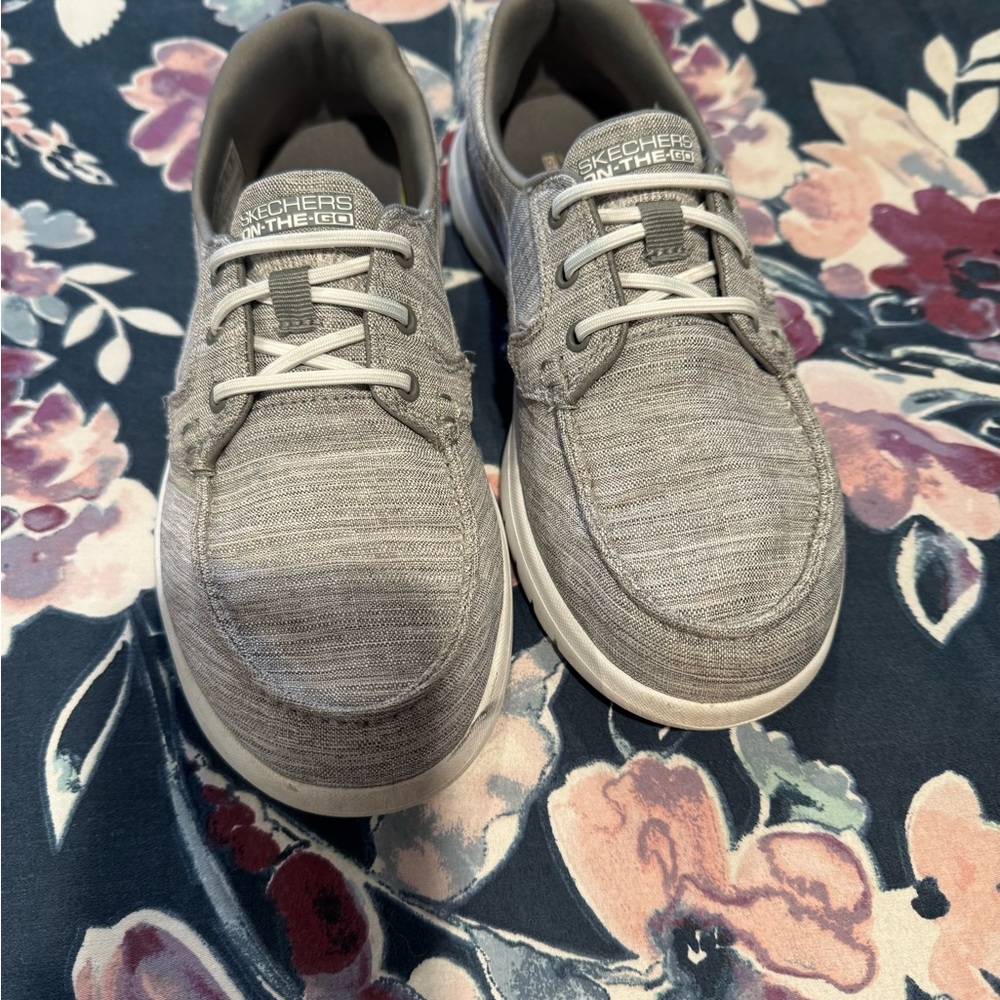 Skechers women’s  Light Gray Boat Shoes
